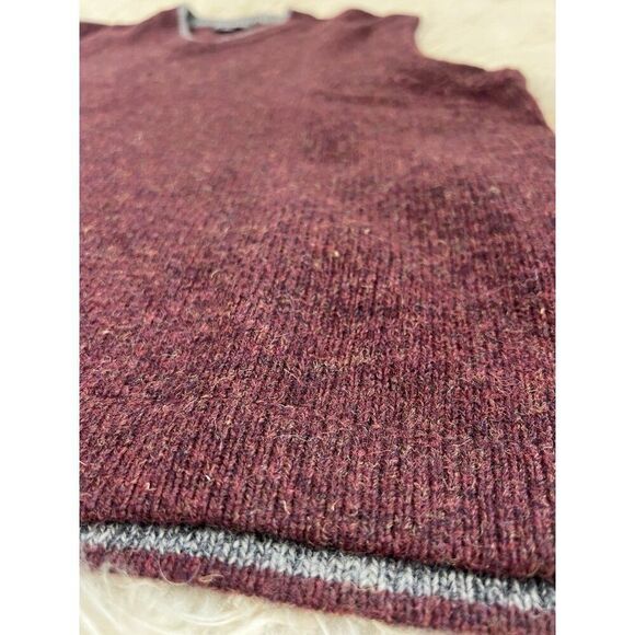 Woolrich Men’s Burgundy Red & Gray Sweater Vest 100% Wool Size XL - Picture 6 of 8